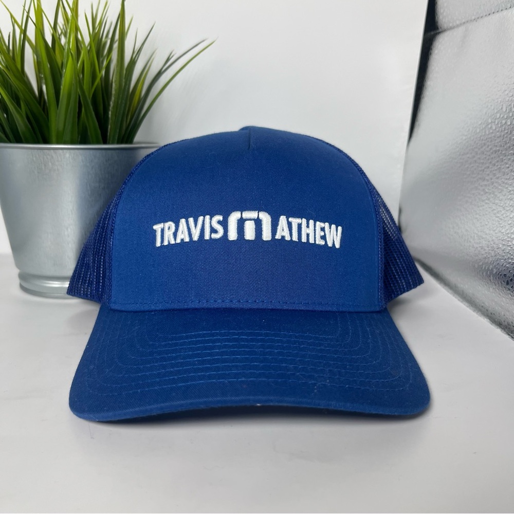 Travis Mathew Mesh Adjustable‎ Golf SnapBack Hat Royal Blue/White Embroidery TM